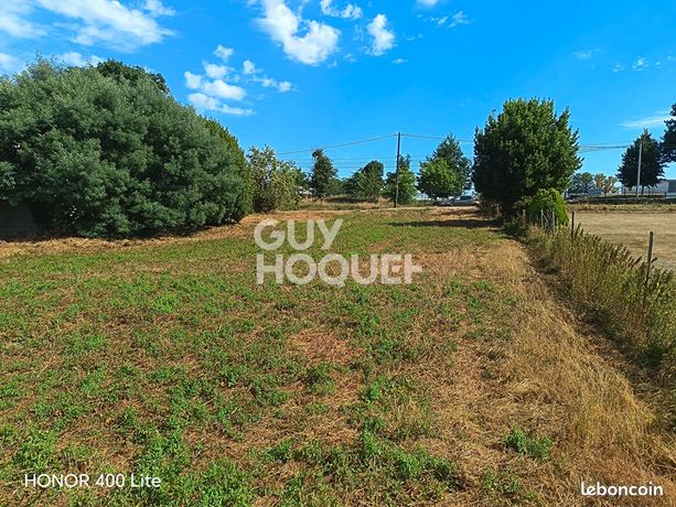 Terrain 701 m² MOUSTOIR AC