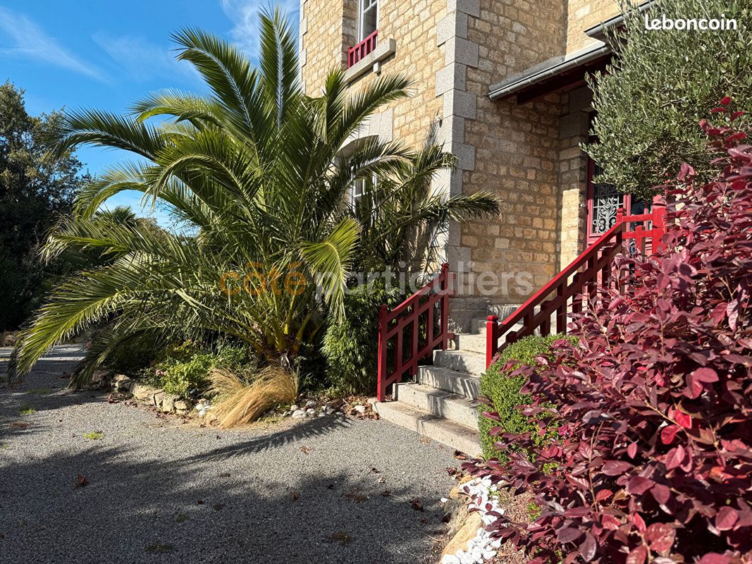 Maison 8 pièces 217 m² · à Sartilly-Baie-Bocage · 217 m² · 678 000 €