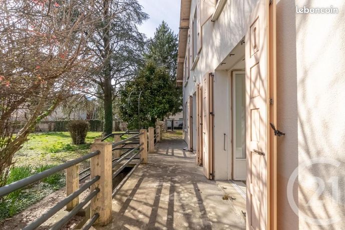 Maison 6 pièces 112 m² — 2