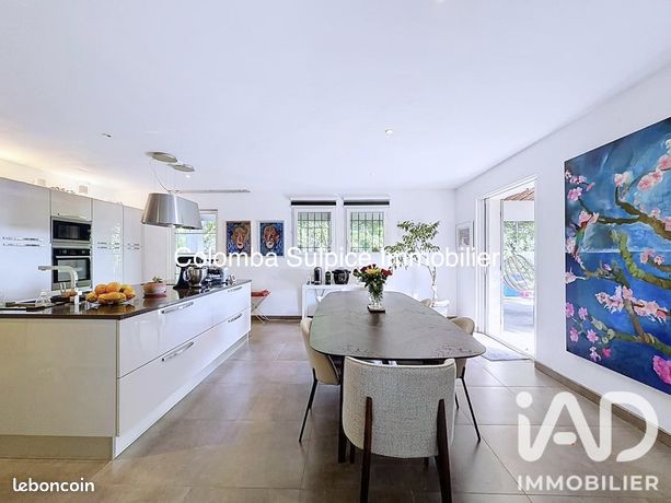 Maison familiale 5 pièces 180 m²
