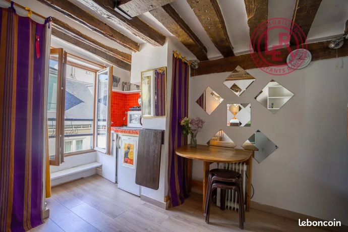 Studio 1 pièce 14 m² — 2