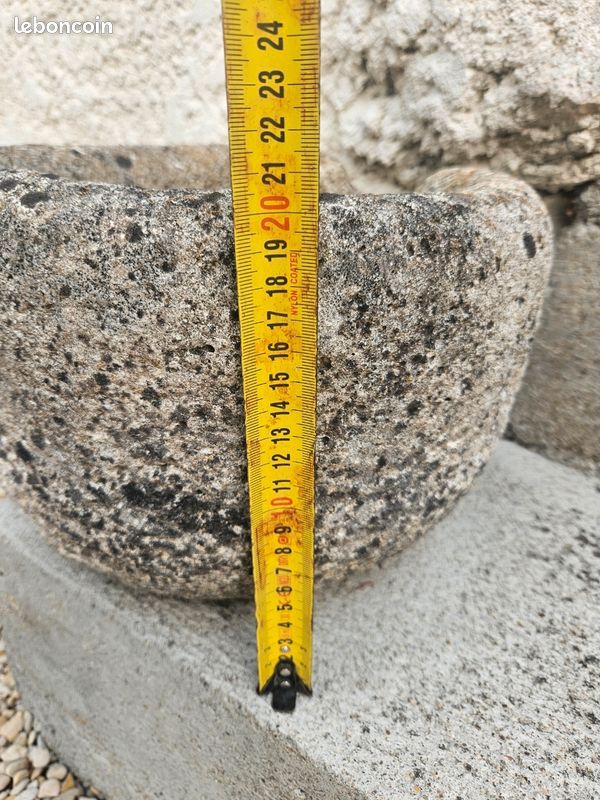 Pot en pierre reconstitué (image 4)