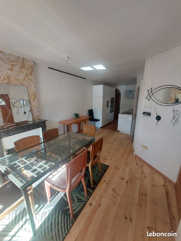 Appartement 5 pièces 98 m² · à Villefranche-de-Rouergue · 98 m² · 700 €/mois