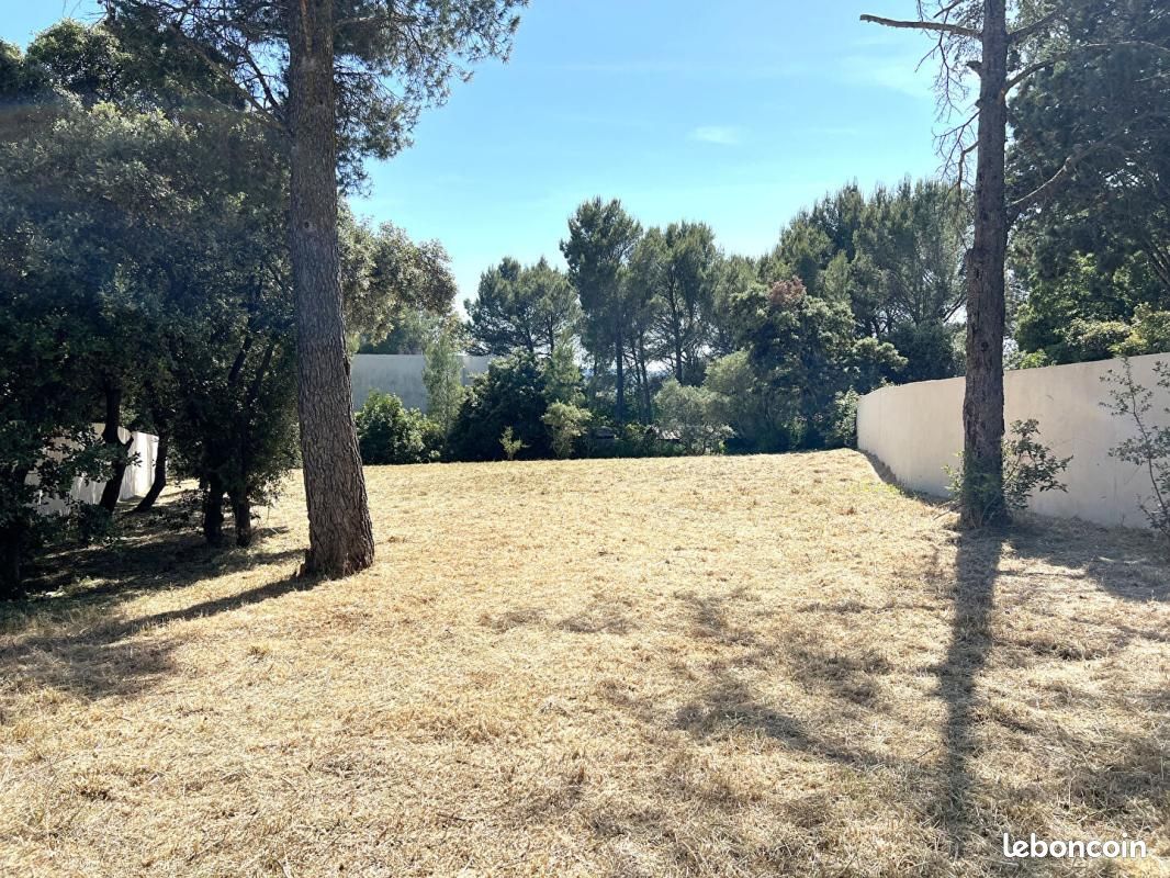 Terrain 1 140 m² Villeneuve Les Avignon · à Villeneuve-lès-Avignon · 325 000 €