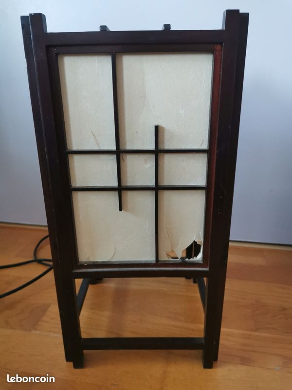 Lampe de chevet en bois et papier (image 3)