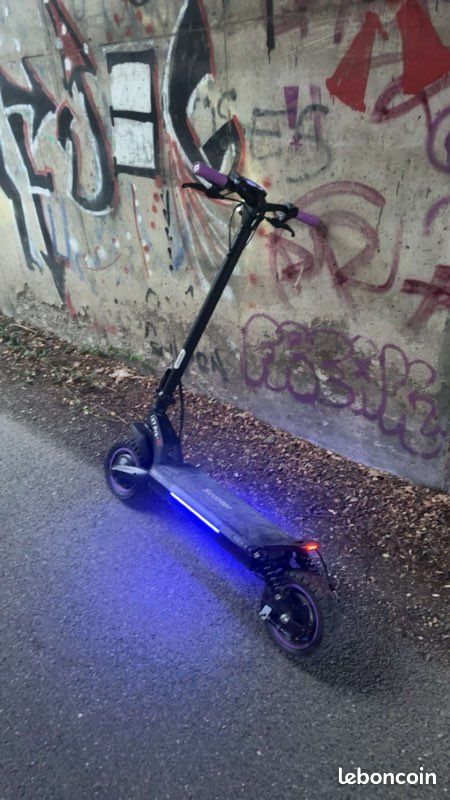 Trotinette électrique iscooter ix7 pro 2000w (image 2)