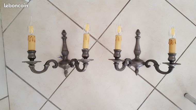 Appliques en etain