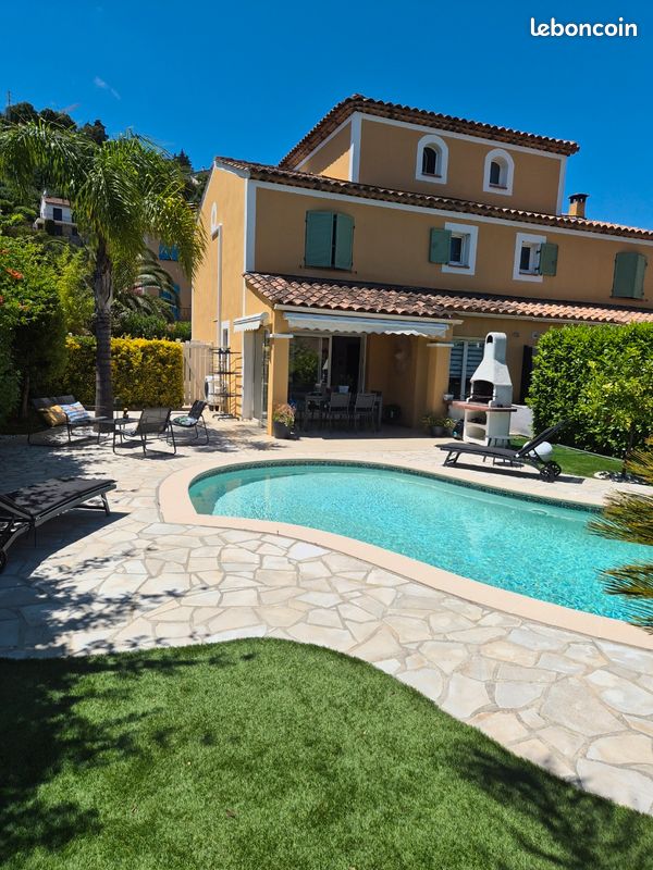 Maison 5 pièces 100 m² · à Mandelieu-la-Napoule · 100 m² · 670 000 €