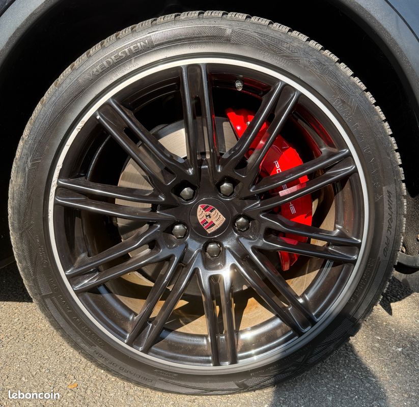 Porsche cayenne 4.8 v8 turbo 500ch / full options (image 22)