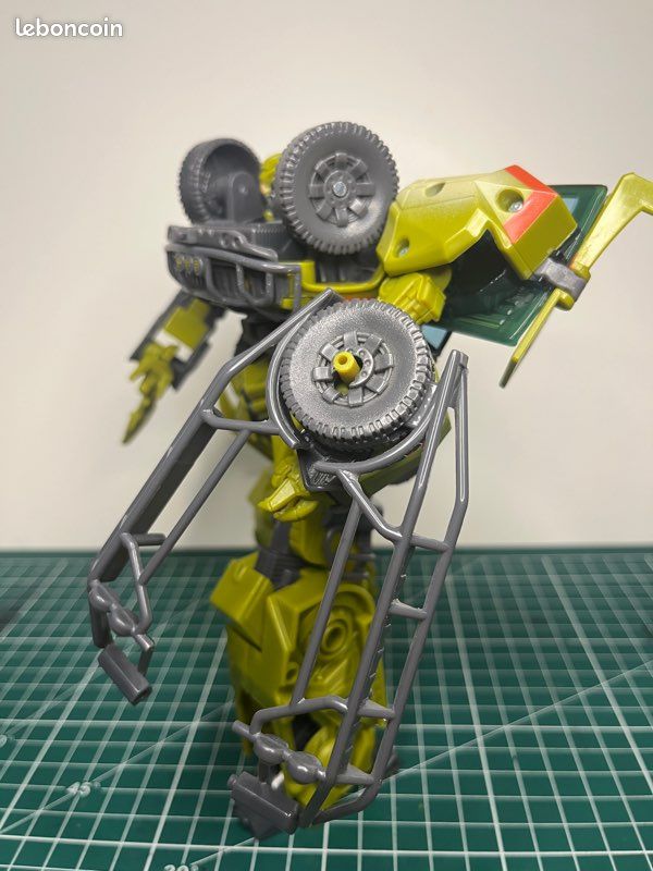 Transformers RATCHET 2009 - Revenge of the Fallen (image 9)