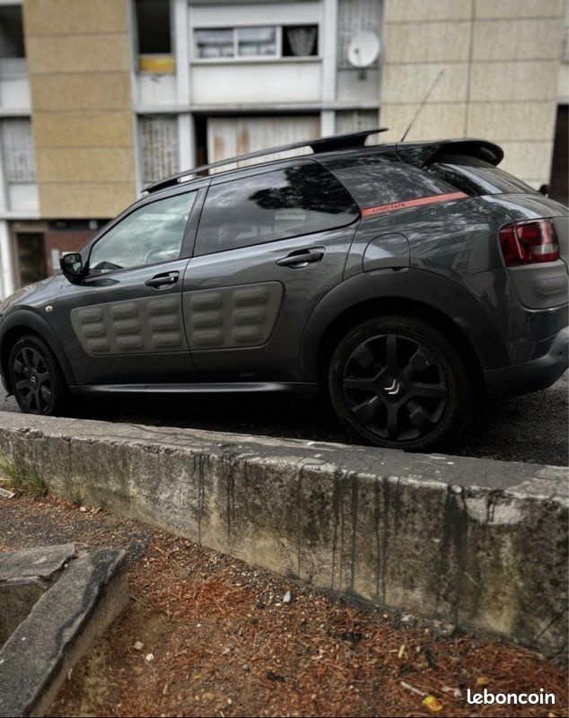 Citroën C4 cactus 2015 CT OK (image 1)