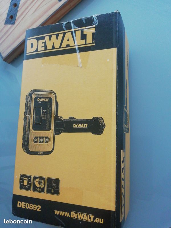 Détecteur de faisceau laser rouge dewalt neuf encore dans l'emballage (image 2)