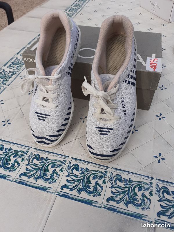 Baskets blanches en toile (image 1)