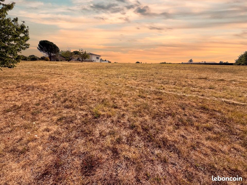 Terrain 1 470 m² La Chapelle Gonaguet · à La Chapelle-Gonaguet · 31 000 €