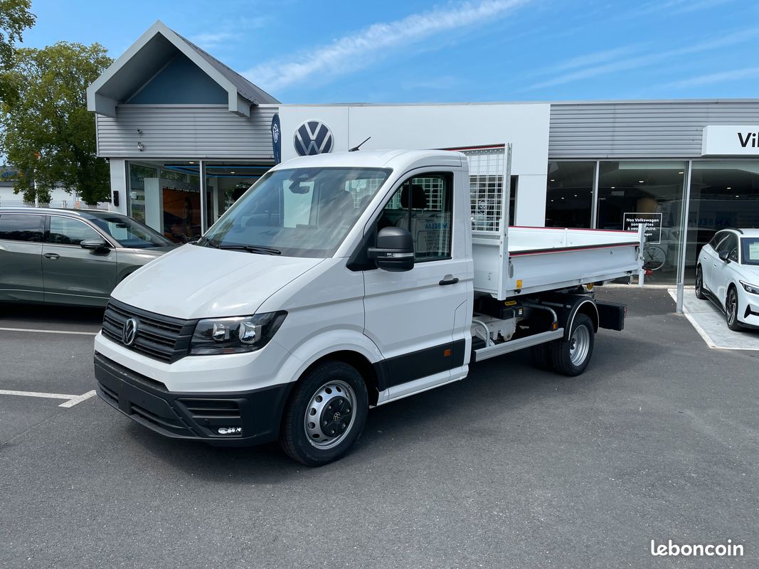 Crafter chassis sc 163ch avec bras ampliroll + caisson jpm disponible immediatement (image 1)