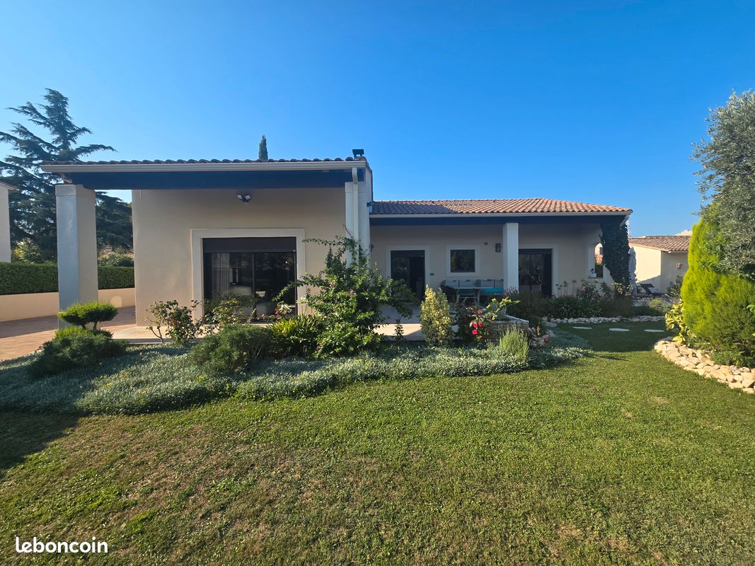 Maison 4 pièces 144 m² · au Pontet · 144 m² · 468 000 €