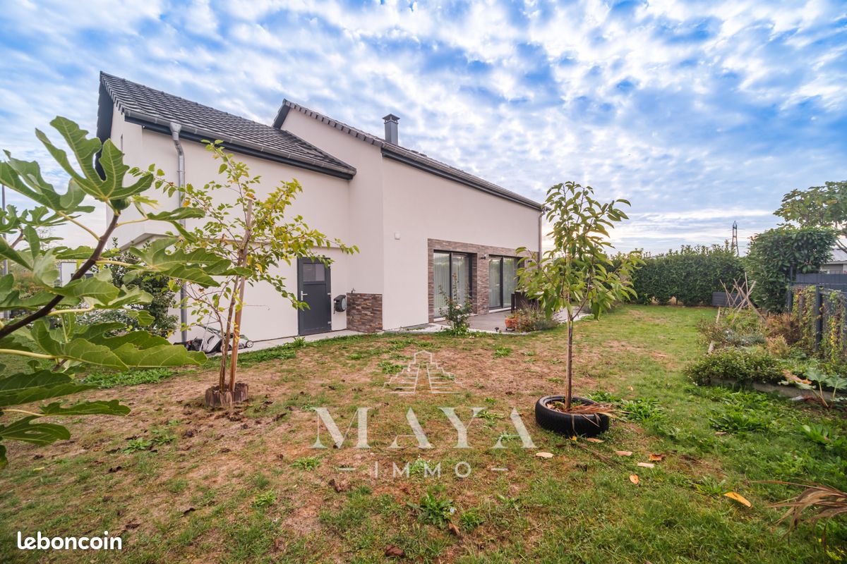 Maison 6 pièces 160 m² · à Sierentz · 160 m² · 549 500 €
