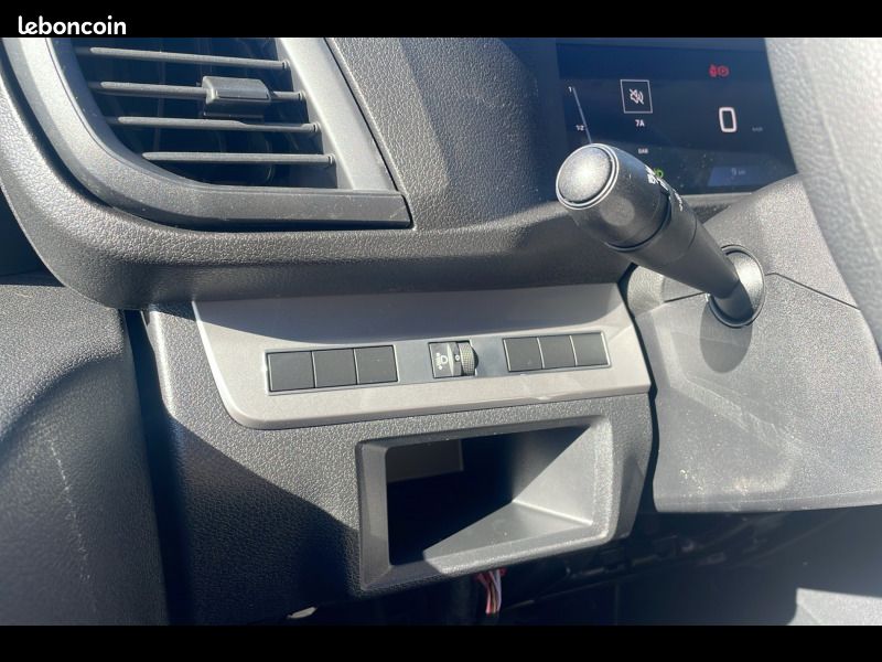 Peugeot Expert FGN M DIESEL 150 CH MANUELLE (image 21)