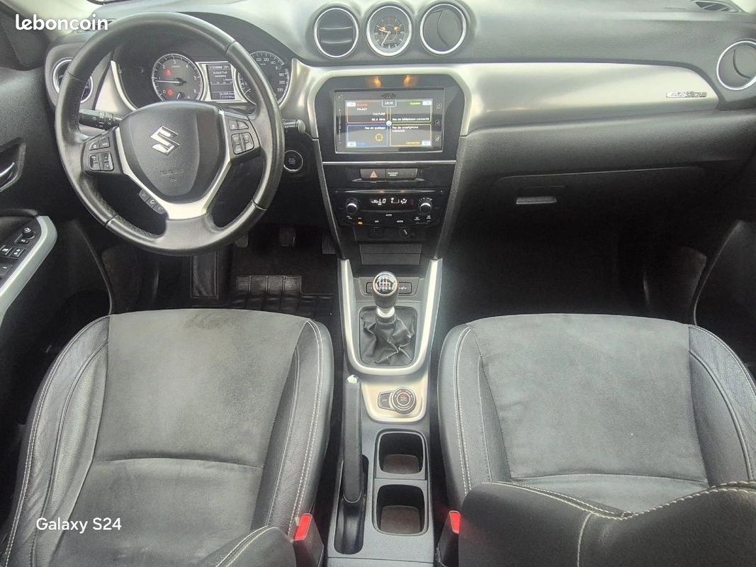 Suzuki Vitara 1.6 DDIS 120 PRIVILEGE ALLGRIP 4WD (image 9)