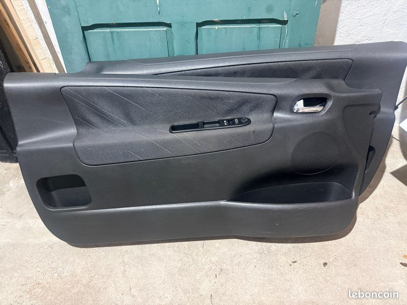 Panneau de porte Peugeot 207 (image 1)