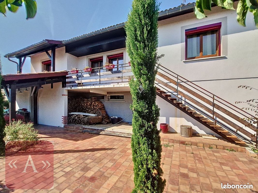 Maison 6 pièces 192 m² · à Coufouleux · 192 m² · 341 000 €