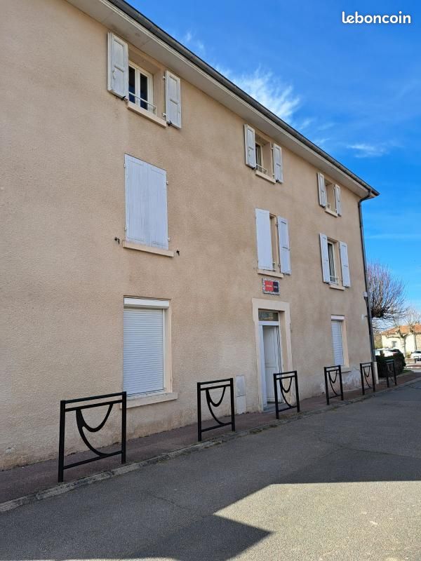 Appartement 4 pièces 79 m² · à Pinay · 79 m² · 502 €/mois