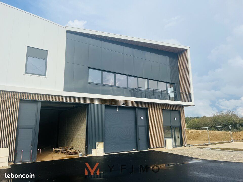 LOCAL D'ACTIVITE 991 m² PLAISIR (image 2)