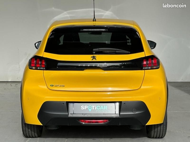 Peugeot 208 e-208 136ch Active Pack (image 4)