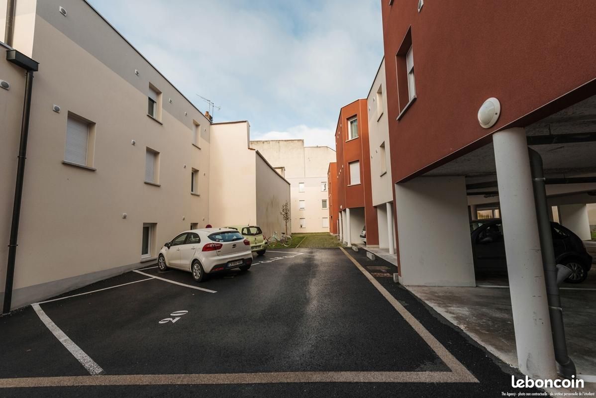 Studio 1 pièce 17 m² (image 20)