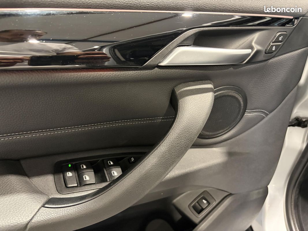 BMW X1 sDrive 18i 136 ch F48 xLine (image 21)
