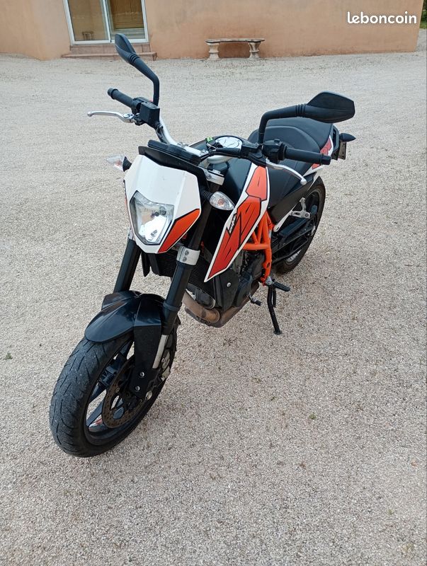 Ktm 690 duke abs (image 2)