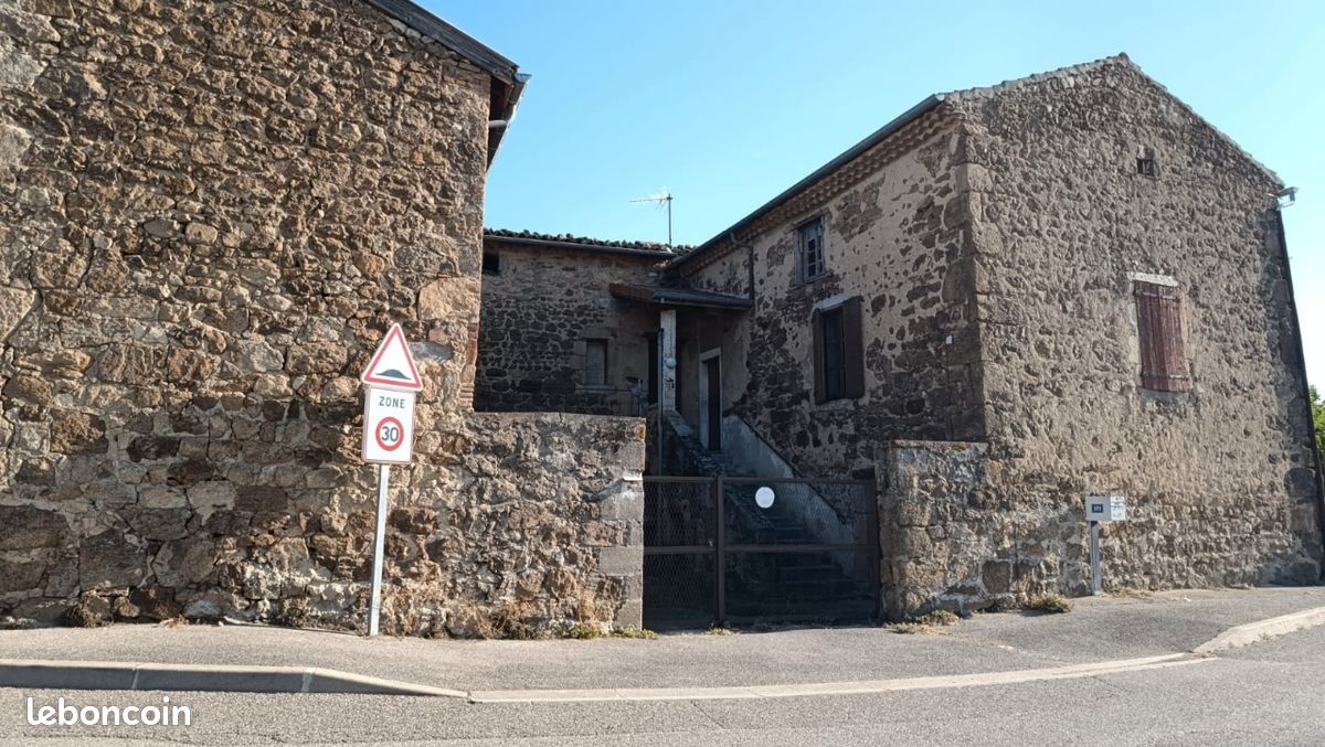 Maison 6 pièces 120 m² · à Davézieux · 120 m² · 120 000 €