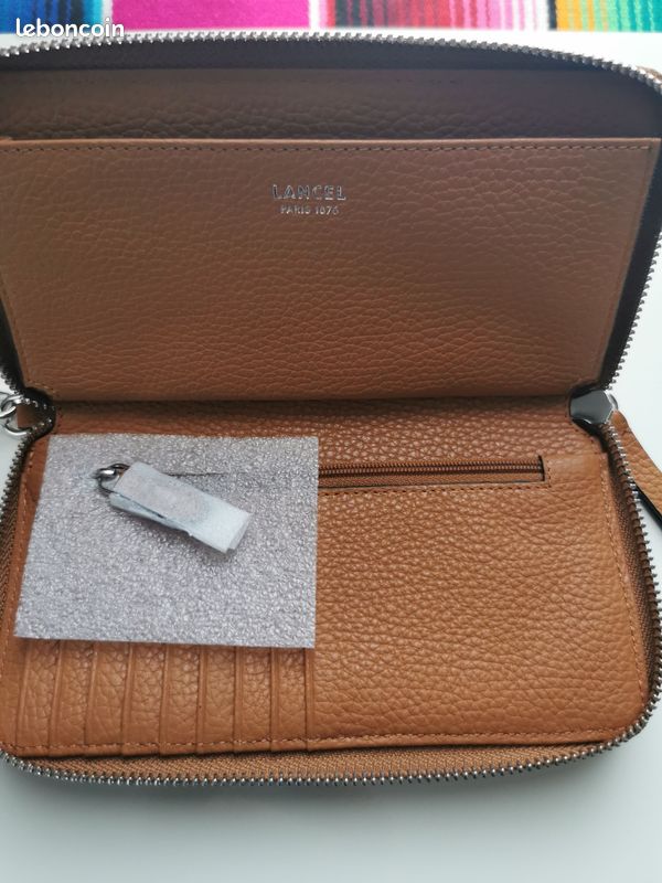Pochette téléphone porte-cartes marron | DEL'EP
