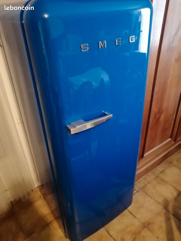 Location réfrigérateur congélateur SMEG