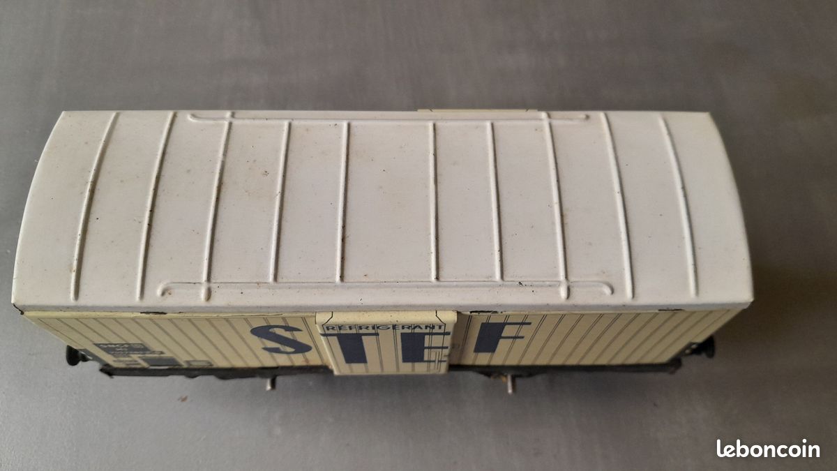 TRAINS HORNBY Wagon frigorifique (image 3)