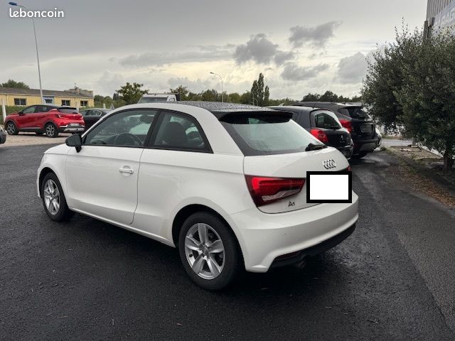 Superbe A1 1.6 TDI 116ch Business line S tronic 7 (image 2)