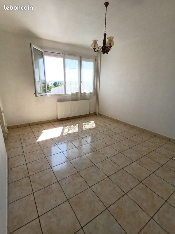 Appartement 2 pièces 52 m² · à Corbas · 52 m² · 145 000 €