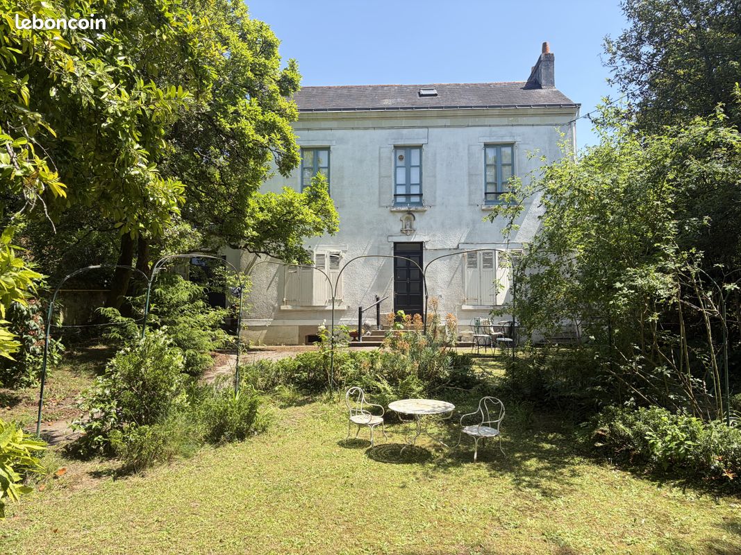 Maison 9 pièces 234 m² · à Nantes · 234 m² · 816 400 €