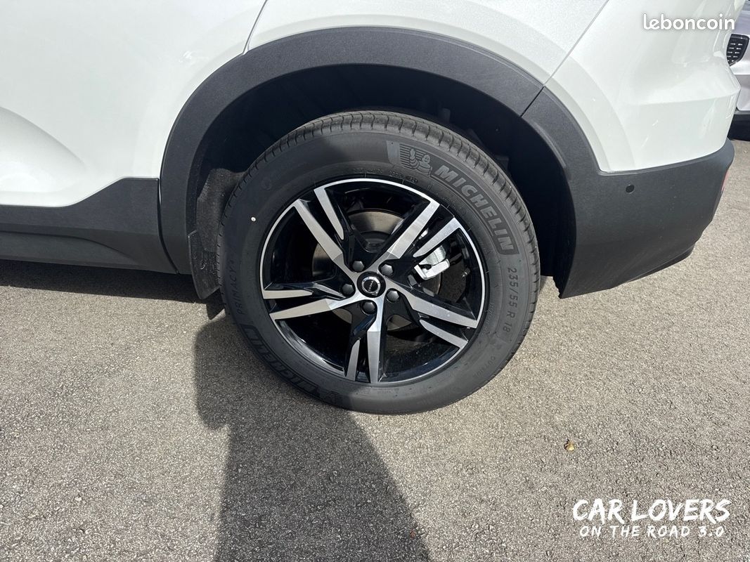 VOLVO XC40 B3 163 ch DCT7 Plus (image 9)