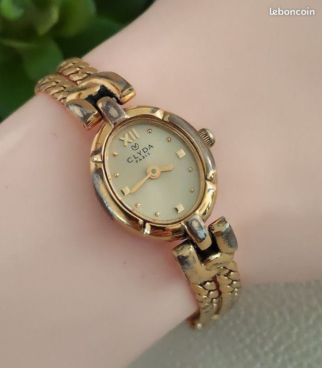 Montre vintage femme Clyda à restaurer - Modèle ancien de collection