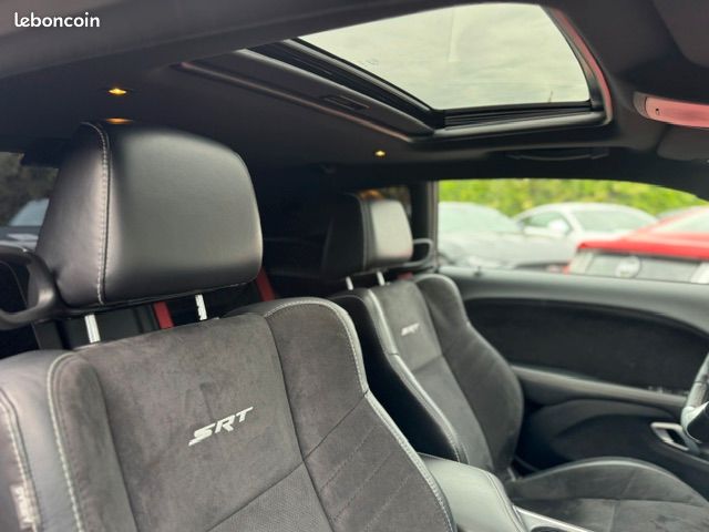Dodge challenger srt cuir alcantara 492 ch din 1ere main toit ouvrant * dispo et visible sur notre parc* 54900 eur (image 4)