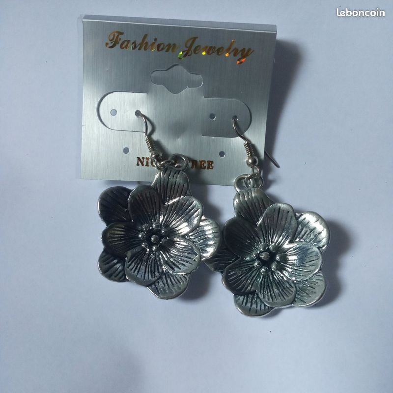 Lots boucle d'oreille fantaisie neuf (image 4)