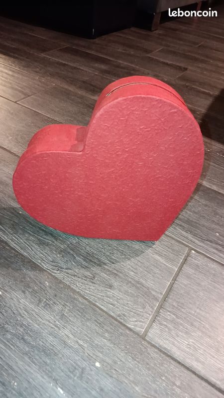 Urne coeur (image 1)