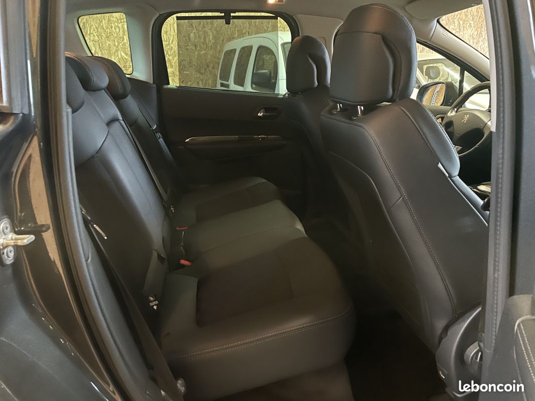 PEUGEOT 3008 1.6 THP 155 ch Allure BA (image 18)