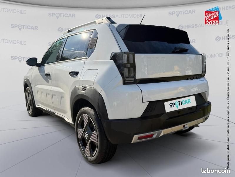 Fiat Grande Panda 1.2 Hybrid Turbo 110ch La Prima eDCT6 (image 8)