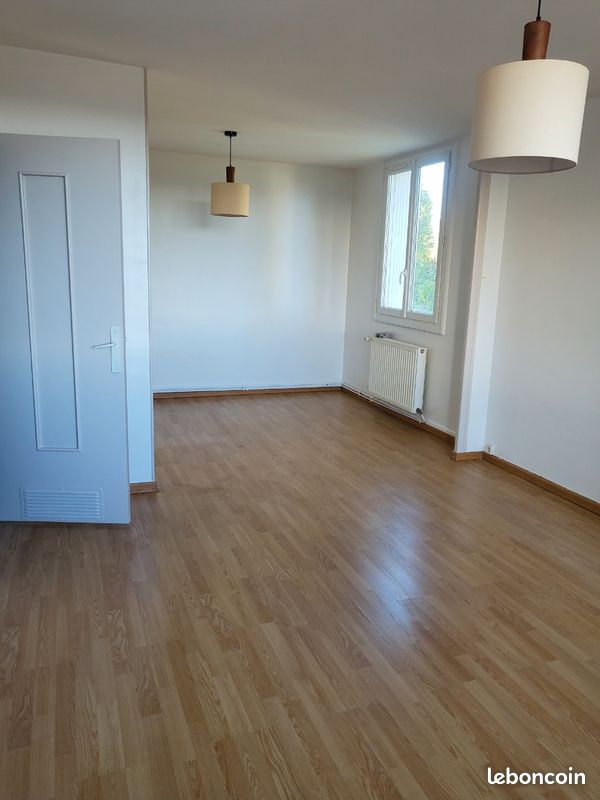 Appartement 3 pièces 65 m² · à Montluçon · 65 m² · 28 000 €