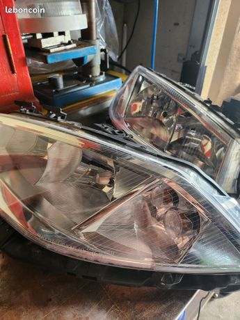 Phares Avant Gauche + Droit Halogène Pour Renault Megane II (2002-2005) - Neuf TYC