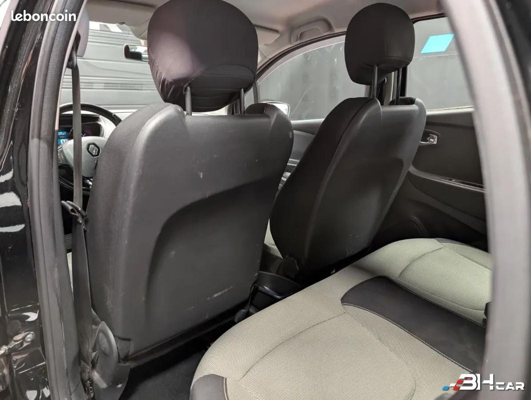 Renault Captur 1.5 DCI 90 ENERGY ZEN (image 20)