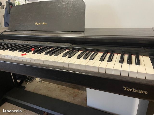 Piano Technics PCM PX201 (image 1)