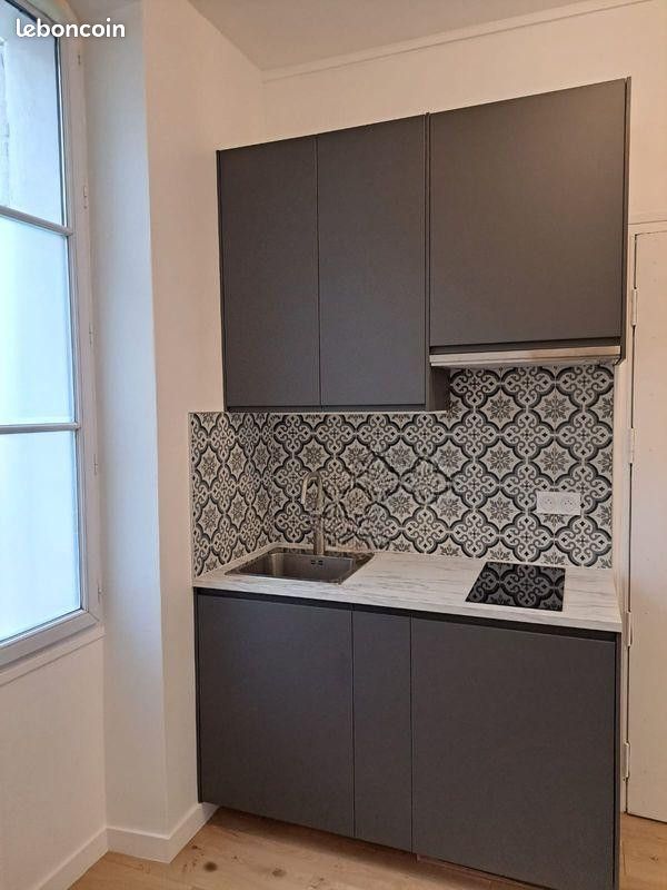 Appartement 2 pièces 18 m² · à Paris · 18 m² · 850 €/mois